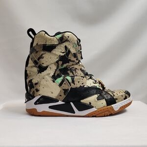 Melody Ehsani x Reebok Blacktop Pump Wedge Sneaker (W Size 10)